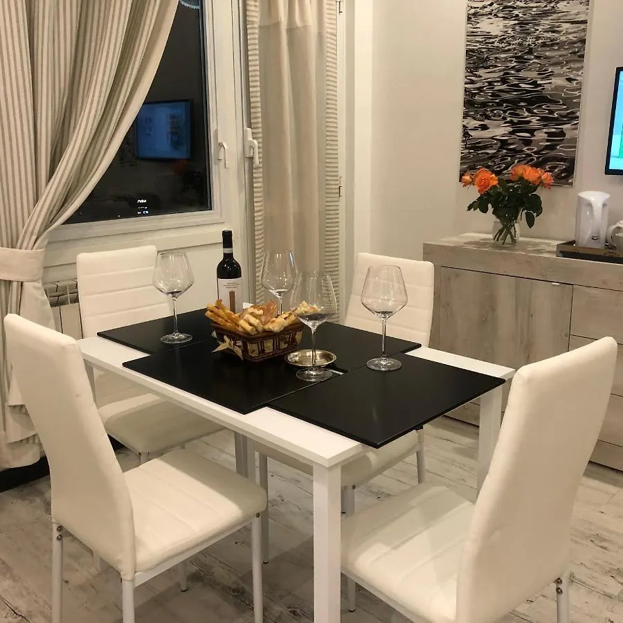 La Casa Di Gio Golf Tennis E Parcheggio Privato Rapallo 0*,  Włochy